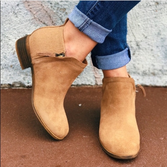Toms Shoes - NWT Toms Deia Boots toffee suede wool